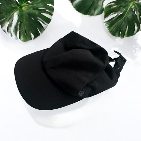 LULULEMON Women's Black Workout Running Hat Cap Size S/M - Picture 1 of 6